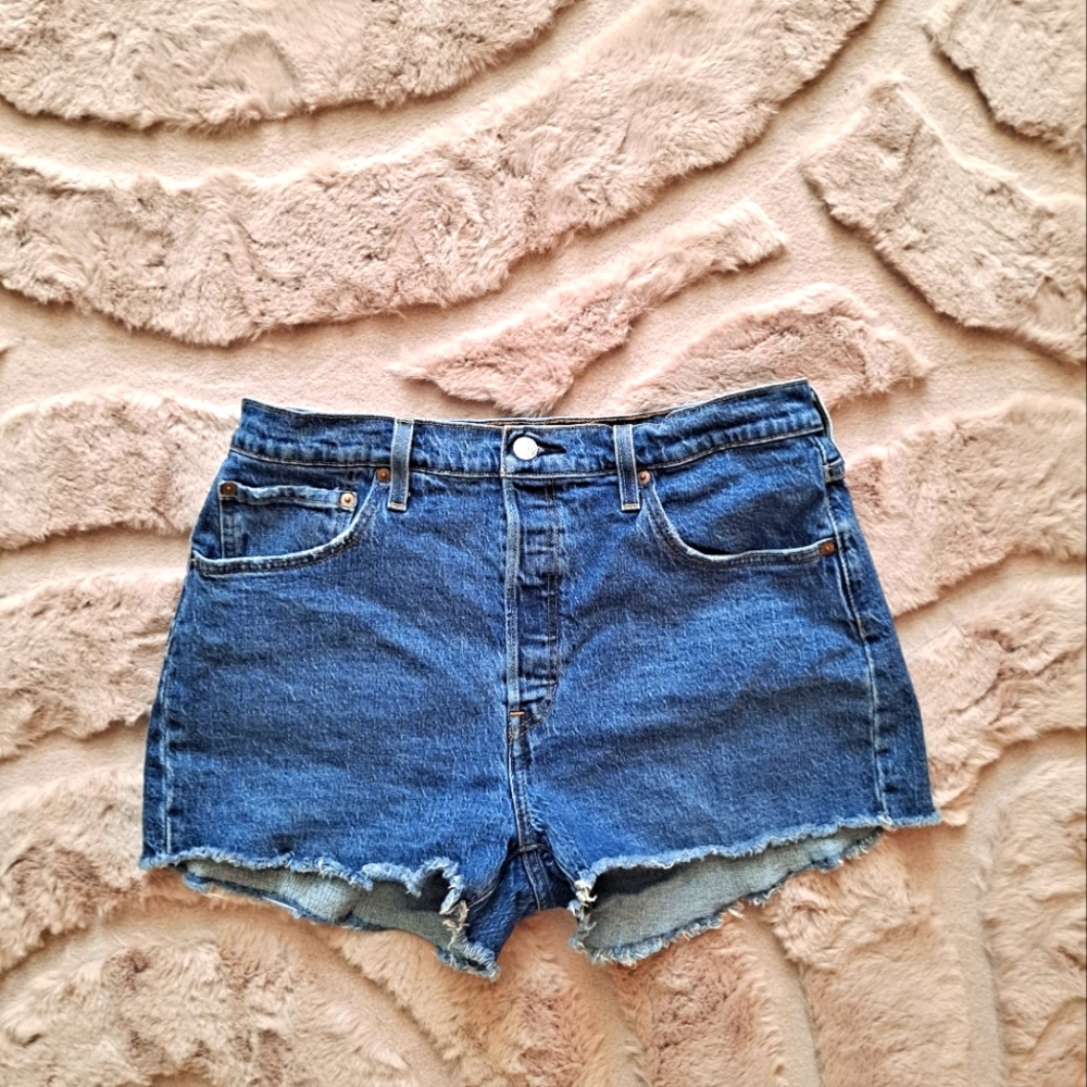Levi 501 Denim Button Fly| Womens Blue Jeans Shorts | size 33